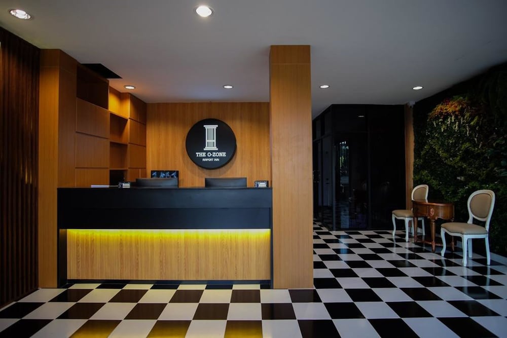 Lobby at The O-Zone Airport Inn, BANGKOK