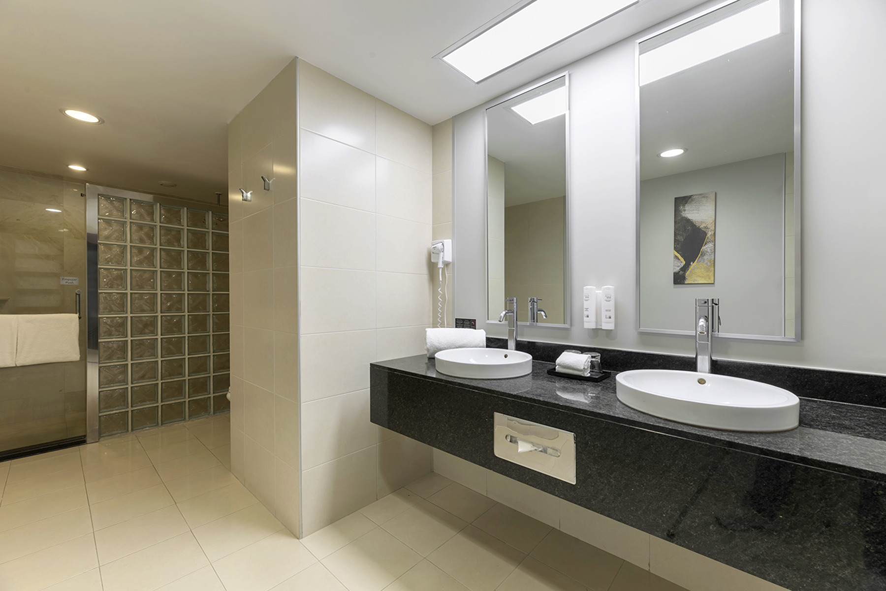غرفة تنفيذية عائلية بسرير كينج، Riu Plaza Guadalajara 5/5
