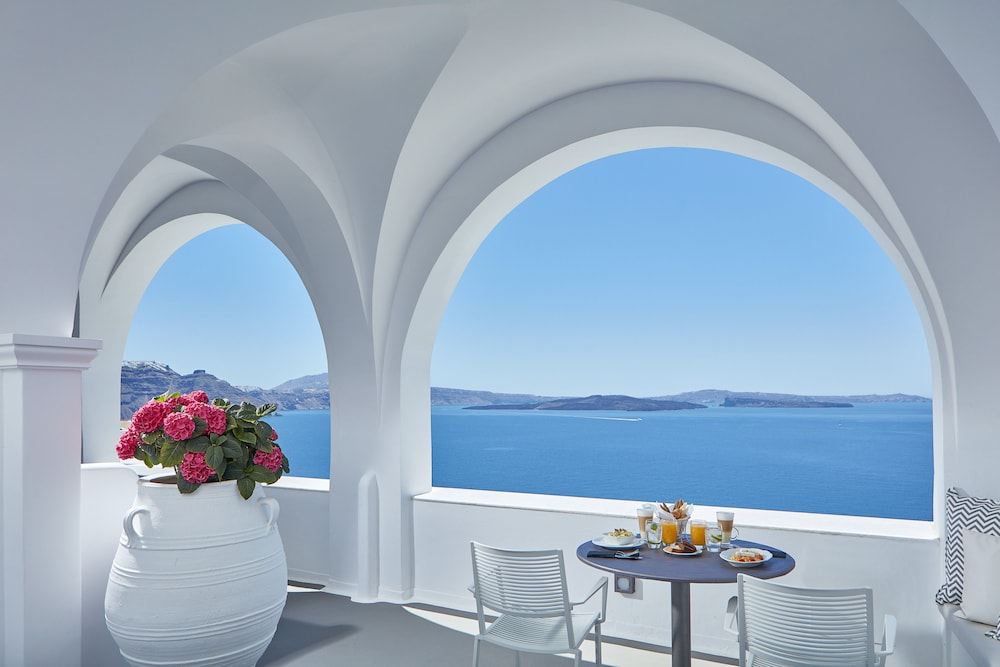 Villaki Oia 17/58