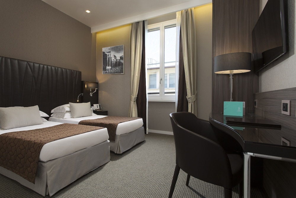 COMFORT, TWIN BEDS