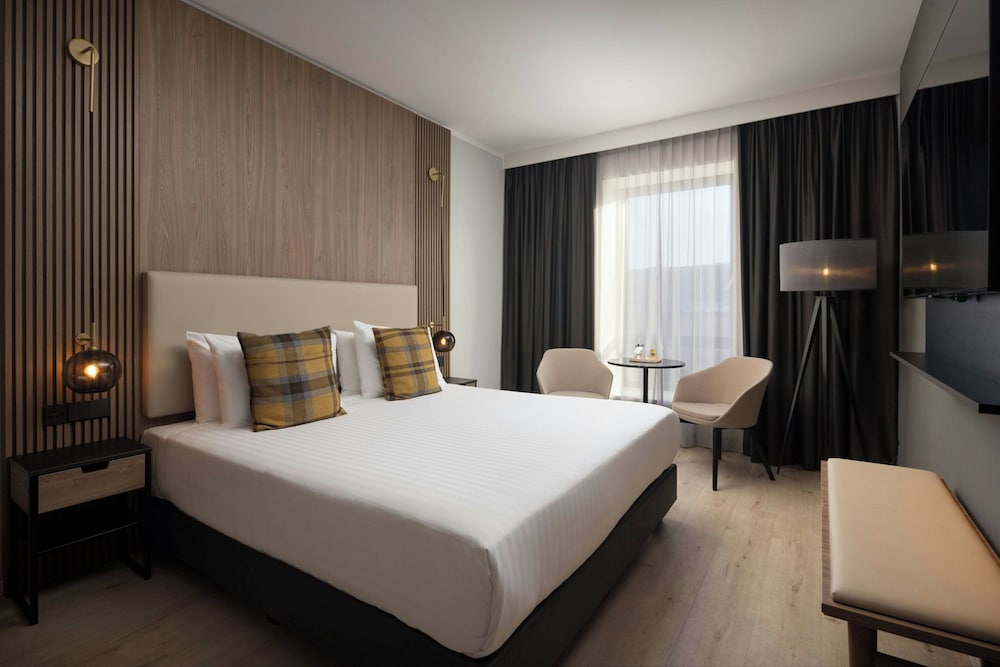 AC Hotel Inverness 19/60