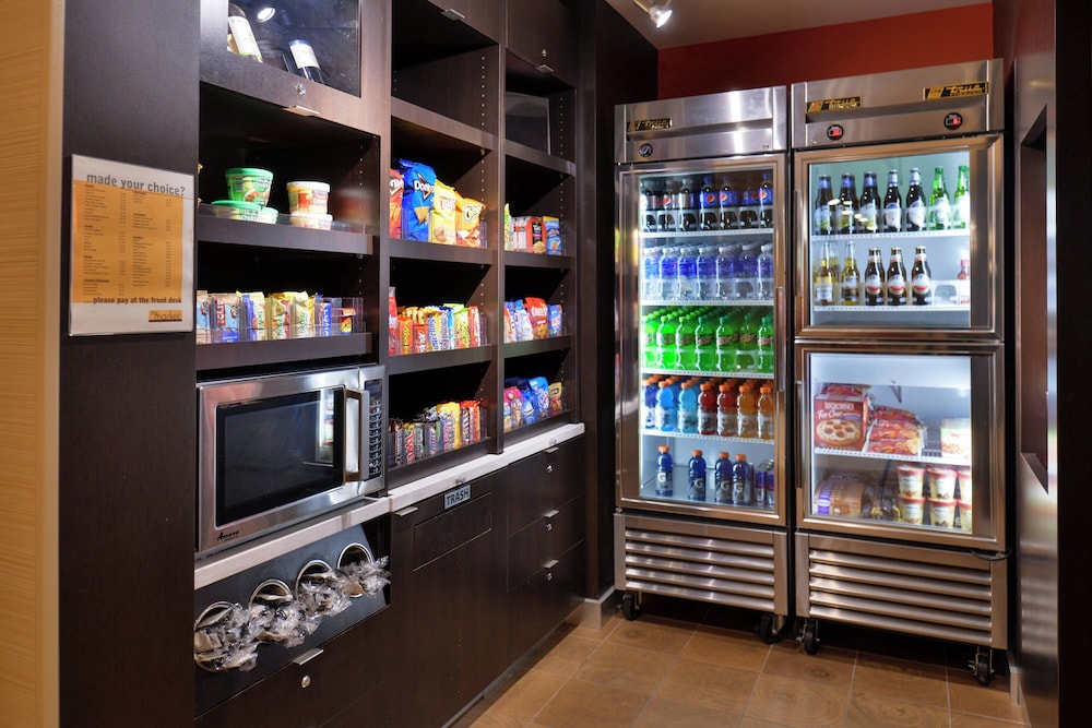 Courtyard By Marriott Decatur 43/50