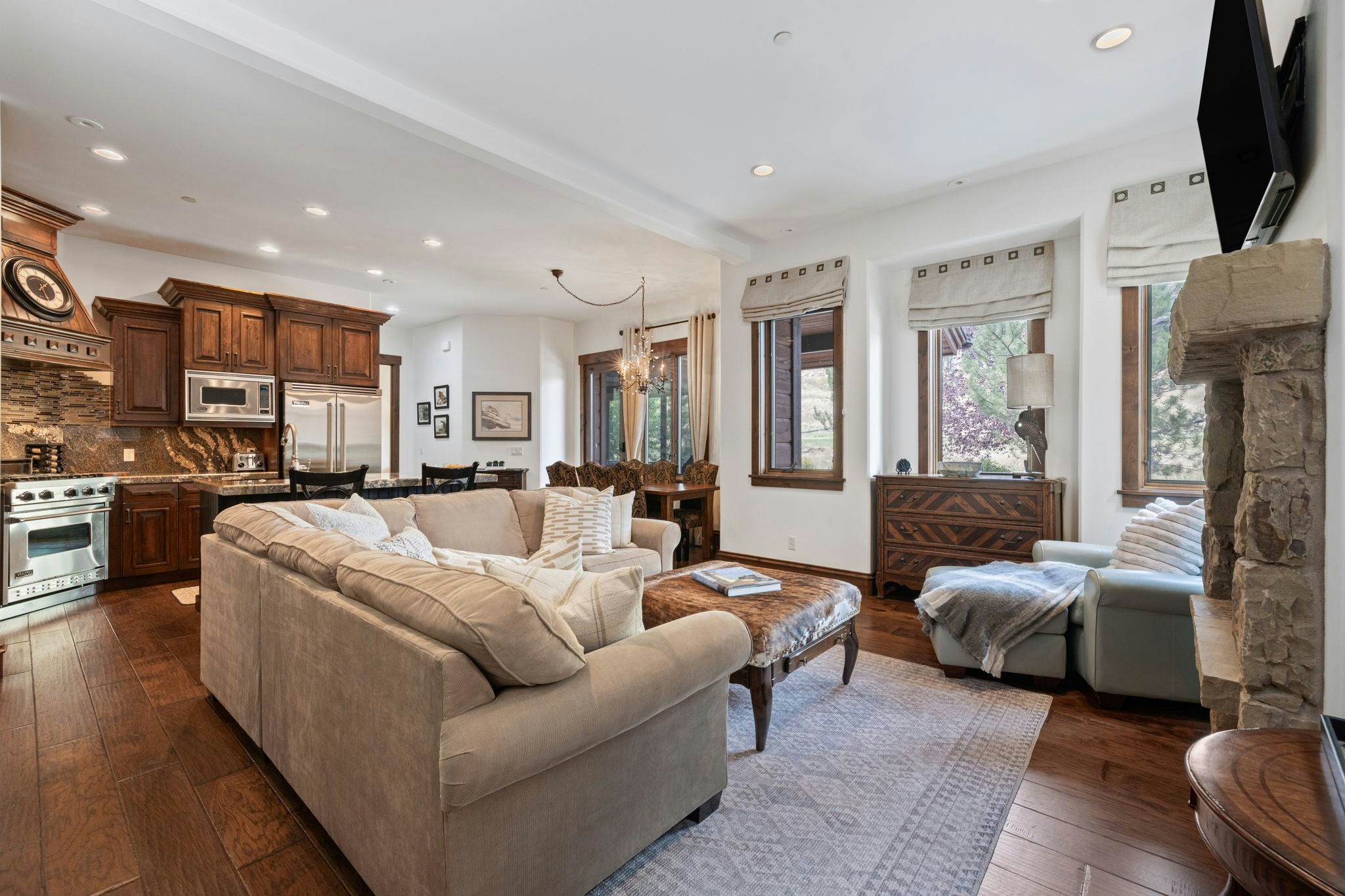 Juniper Landing By Lespri Management 28/50