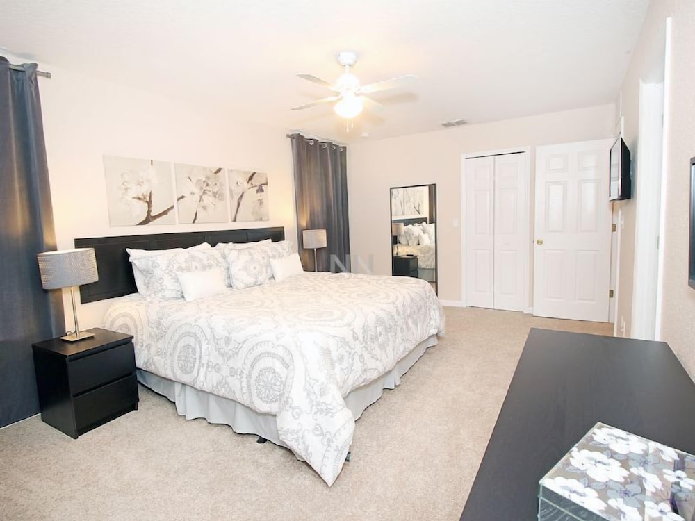 Regal Oaks Resort Vacation Townhomes by IDILIQ 42/89