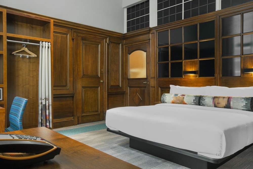 ALOFT LIVERPOOL 9/34