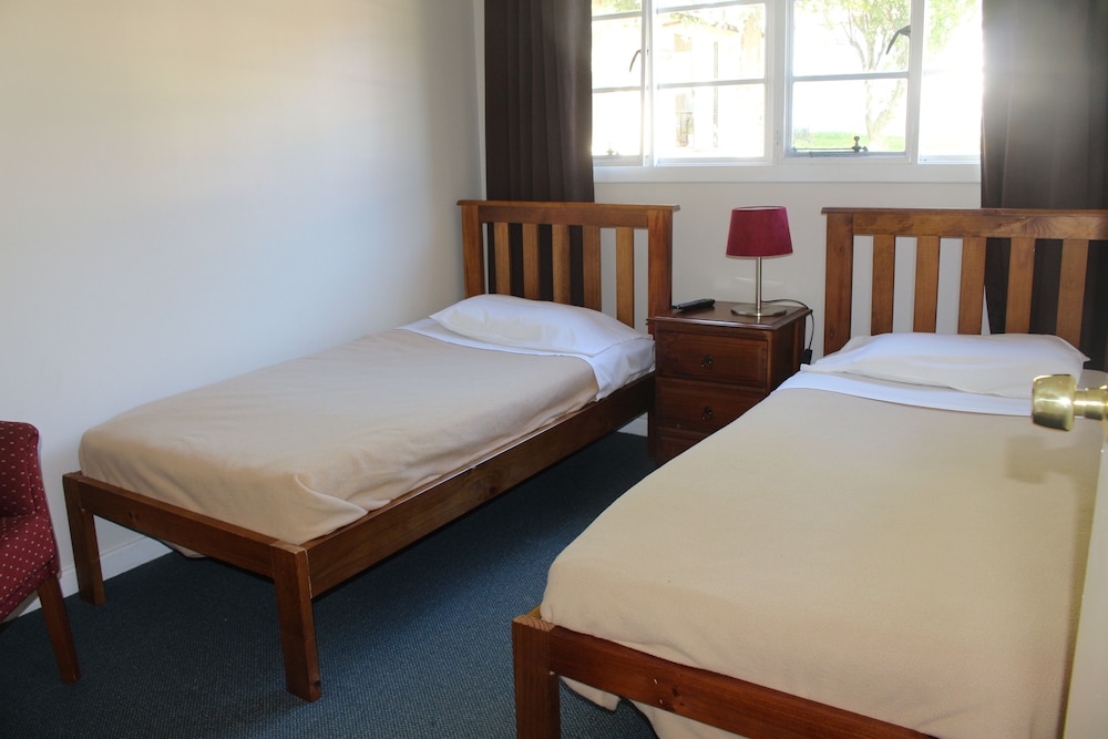 Karri Forest Motel 14/36