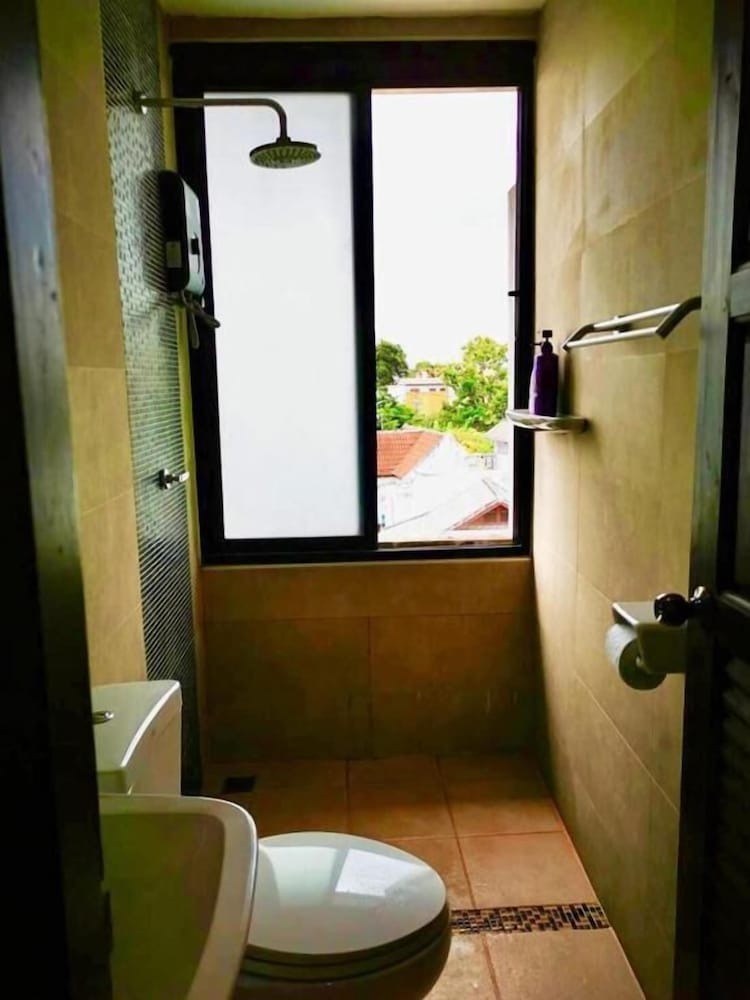 Yi's Garden Villa 35/39