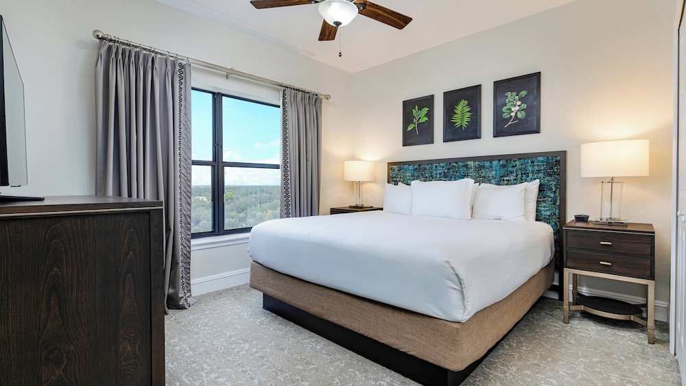 2 Bedrooms, Water Park, Villa, 1 King and 2 Queen Beds, Pool Access