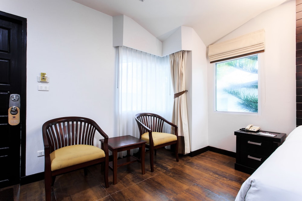 Chaweng Cove Beach Resort 40/72