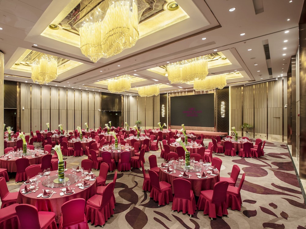 Crowne Plaza Hefei Rongqiao 38/50