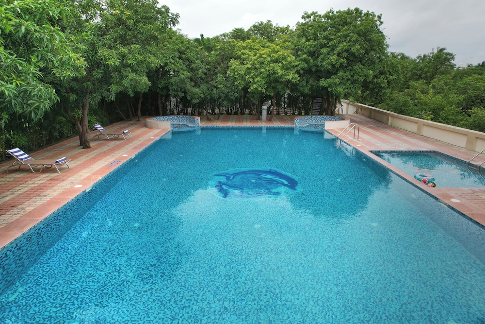Lords Resorts Sasan Gir 22/36