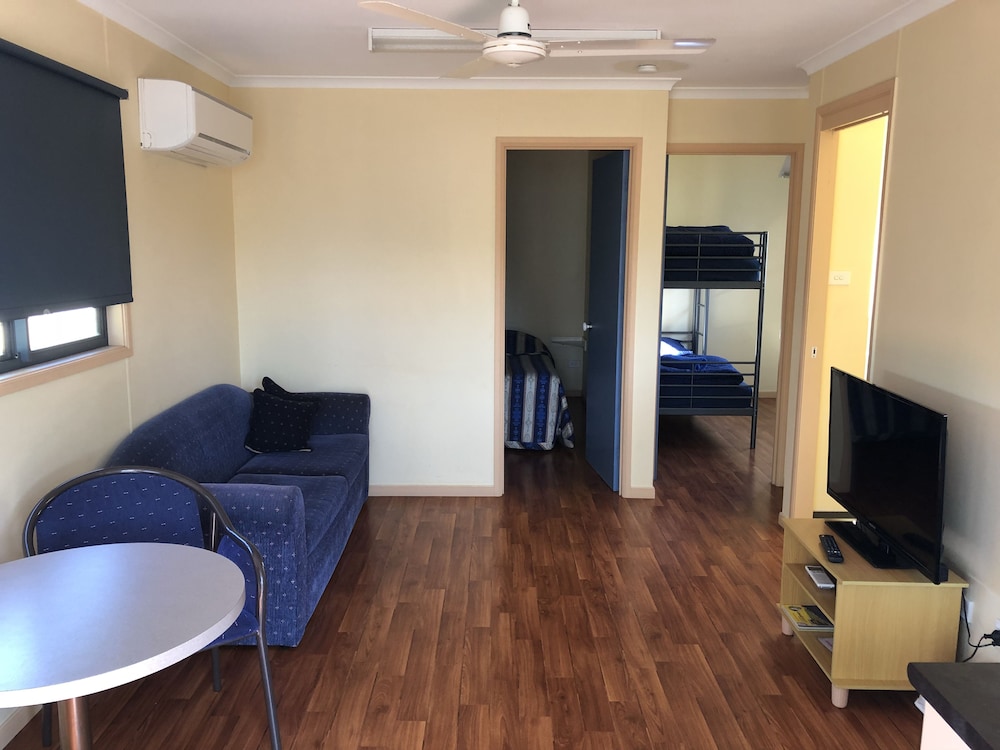 Breeze Inn Ulladulla 35/50
