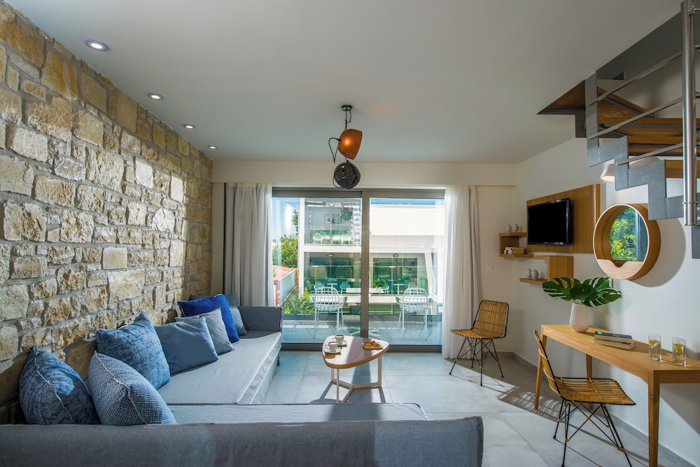 Mary Hotel and Mary Royal Suites 36/51