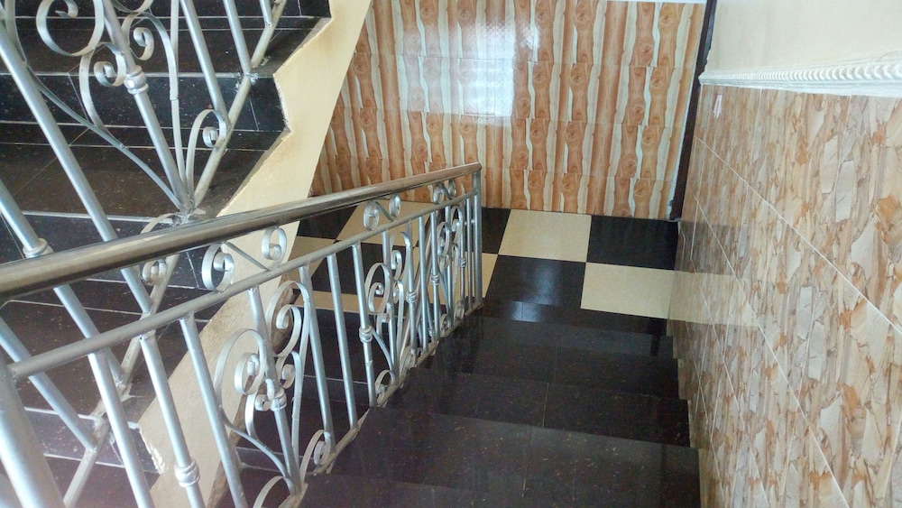 Jam-Bed Hotel And Suites Abeokuta 9/17