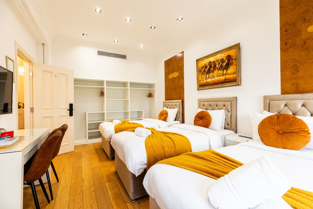 Mayfair Guesthouse 32/50