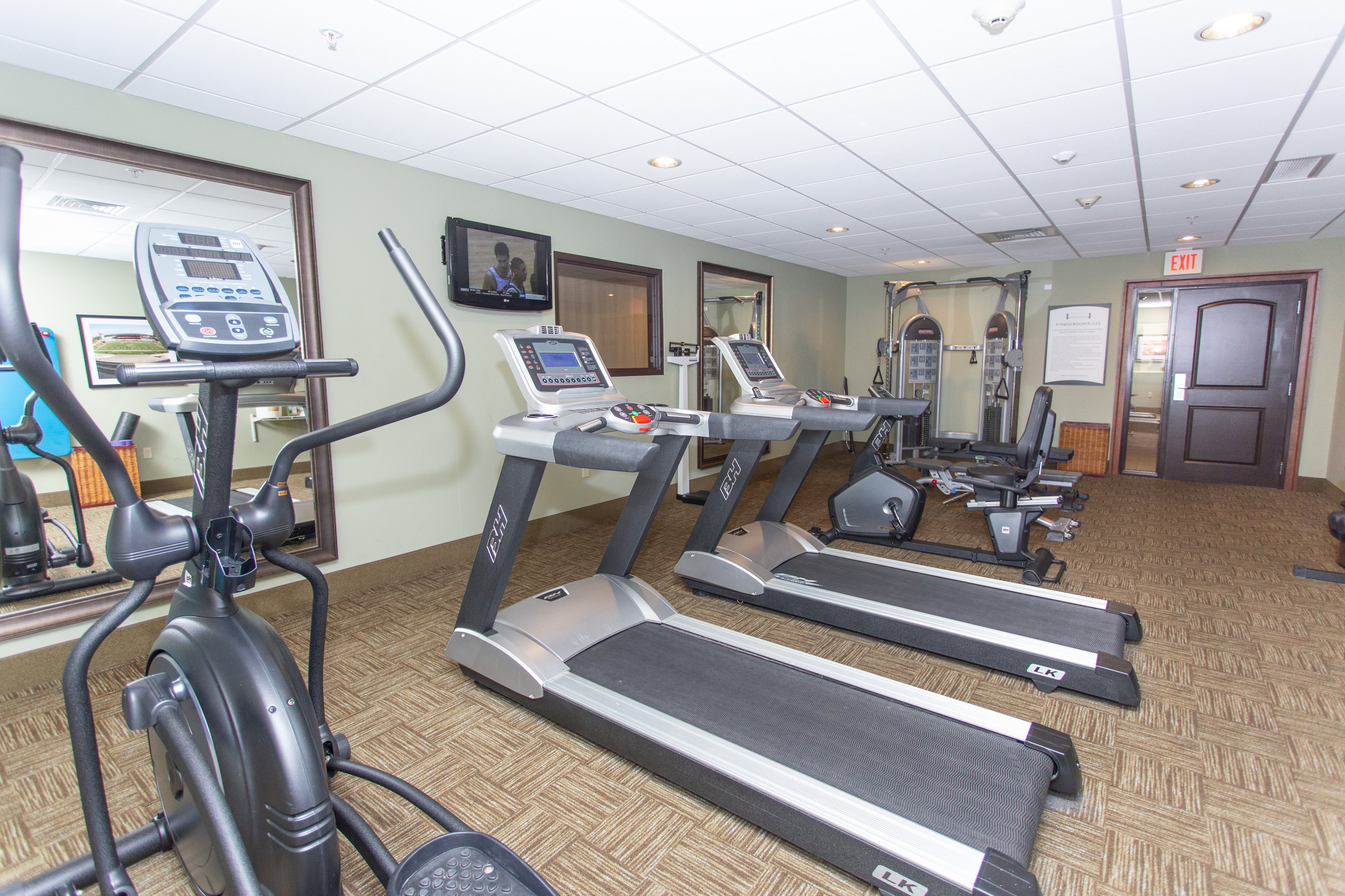STAYBRIDGE SUITES BOWLING GREEN 21/68