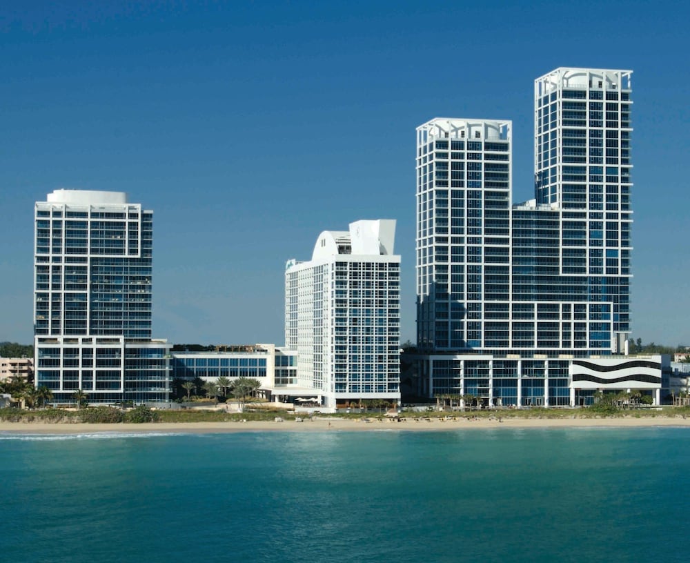 Carillon Miami Wellness Resort 39/44