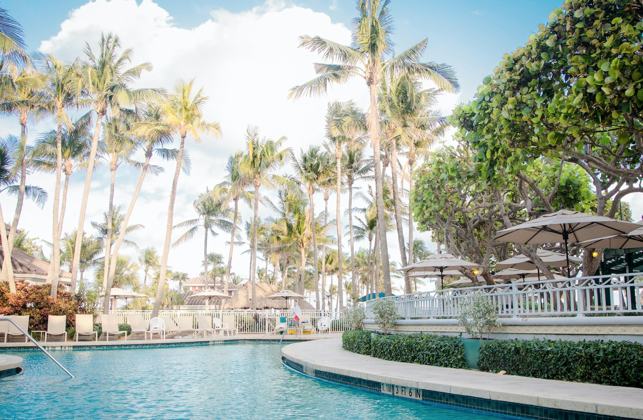 Lago Mar Beach Resort Club 85/90