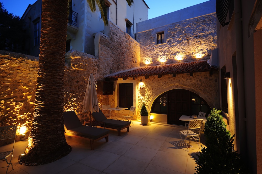 Pepi Boutique Hotel 41/50
