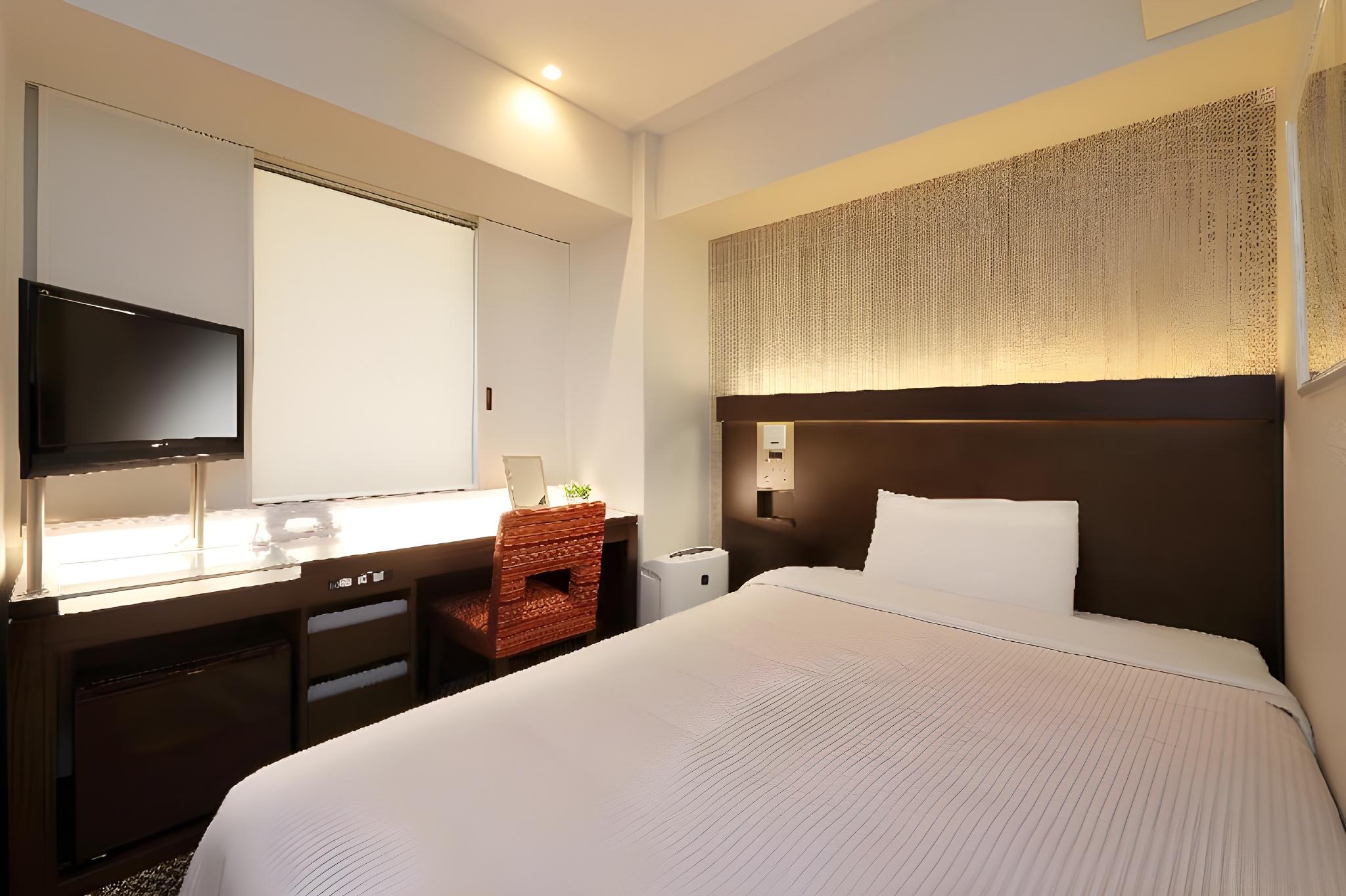 Semi Room, Single, Semi Double Bed, Smoking