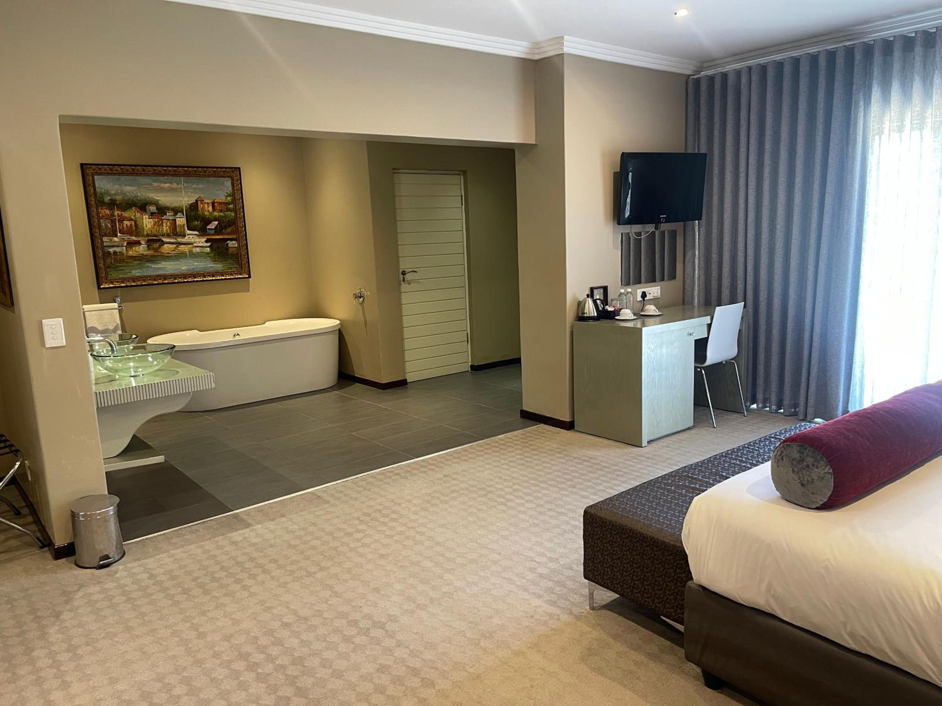 غرفة بسرير مزدوج لذوي الإعاقة، St Andrews Signature Hotel Spa 2/5