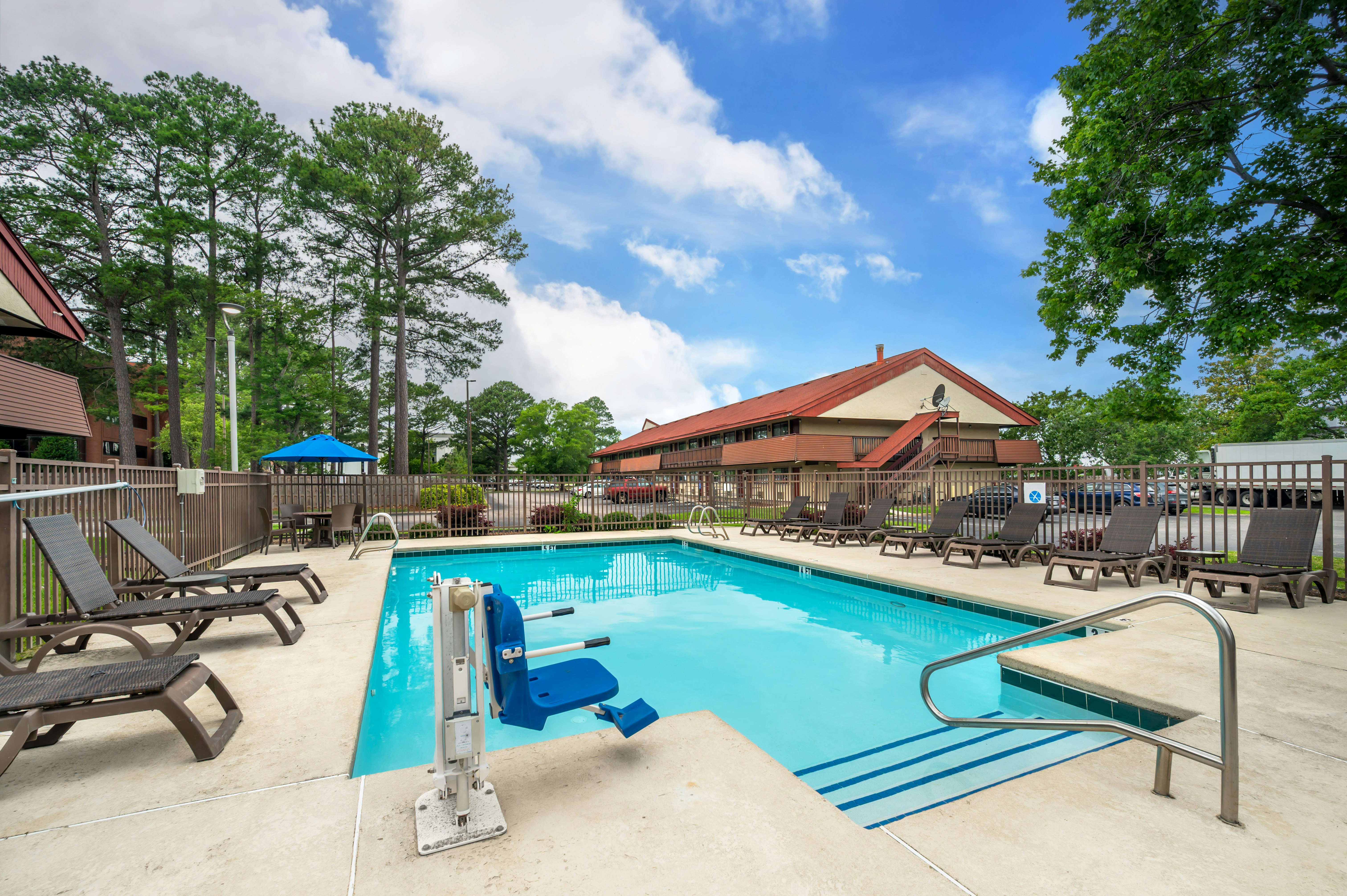 Red Roof Inn Virginia Beach 29/29