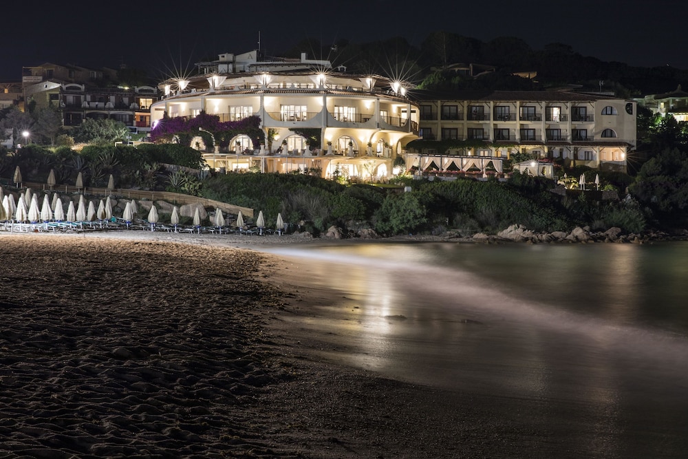 Club Hotel Baja Sardinia 48/60