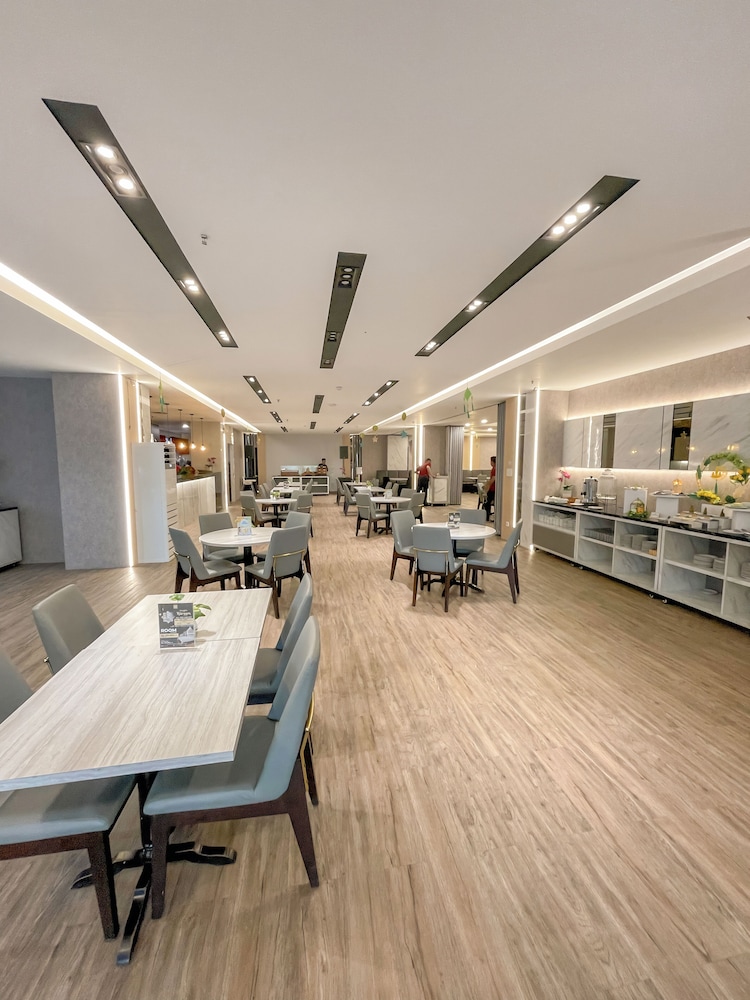 Grand Abe Hotel 35/58