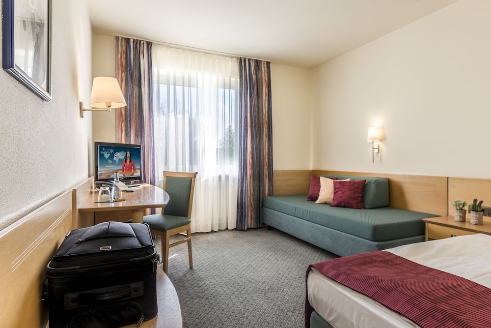 Am Moosfeld Hotel Munich 28/50