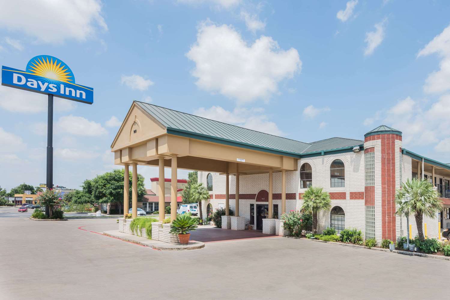 Days Inn by Wyndham New Braunfels 2/33