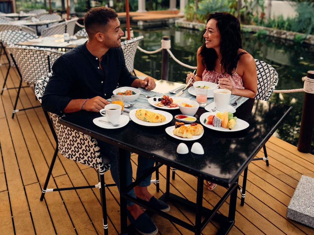 Grand Mercure Khao Lak Bangsak 32/49