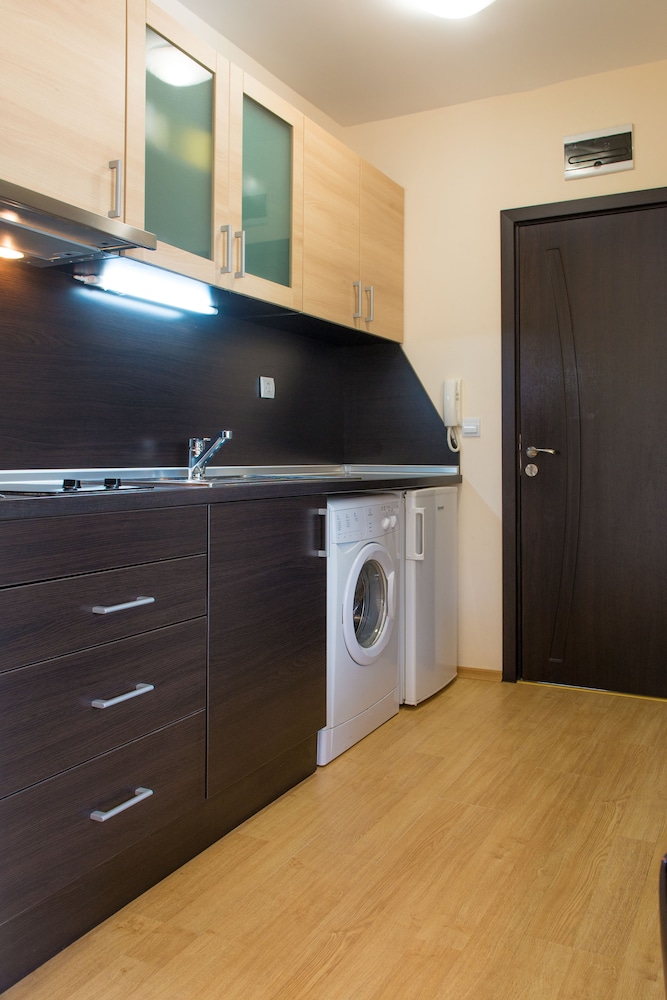 TSB Sunny Victory Apartments 44/72