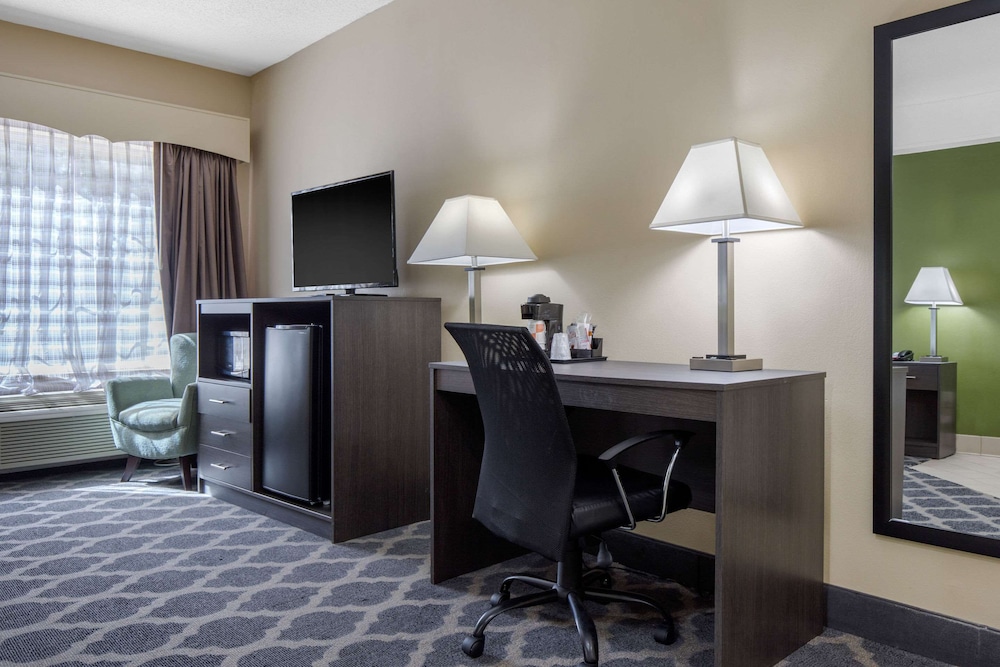 Quality Inn Kingstree, SC 35/38