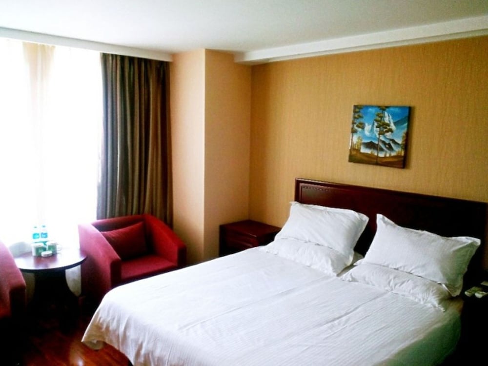 Greentree Inn Anhui Chuzhou International Market Place Express Hotel 8/53