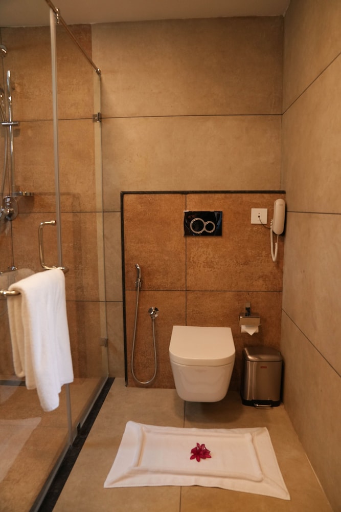 Gokulam Grand Resort and Spa Kumarakom 47/50