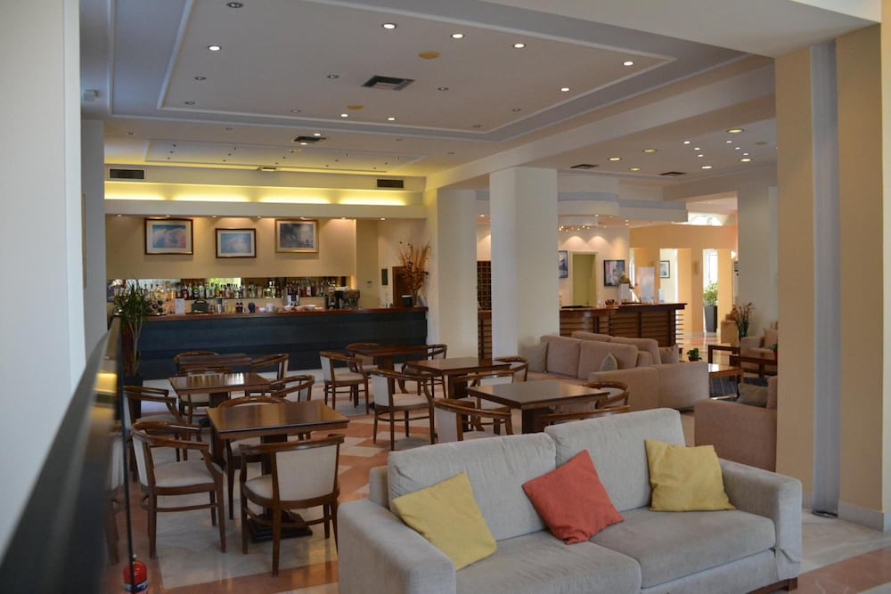 Corfu Hellinis Hotel 28/32