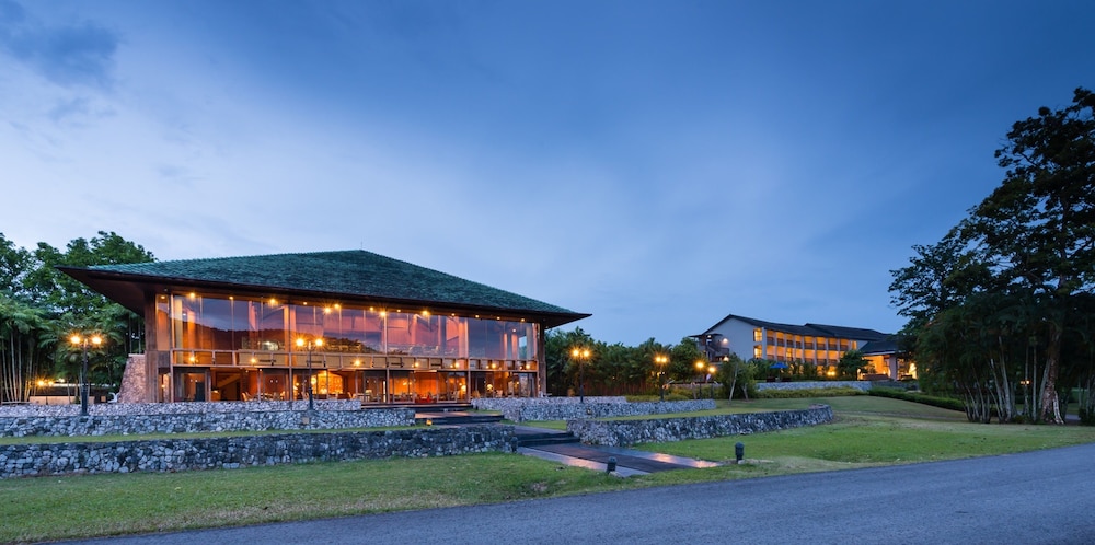 Chatrium Golf Resort Soi Dao Chanthaburi in PONG NAM RON