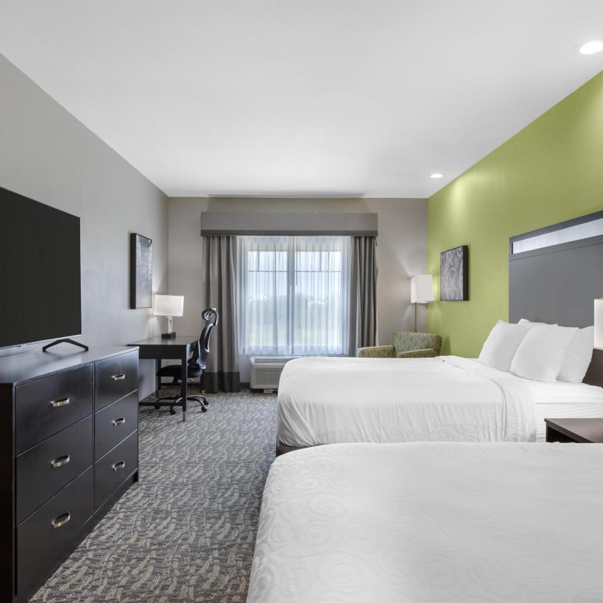 Room, Queen Bed