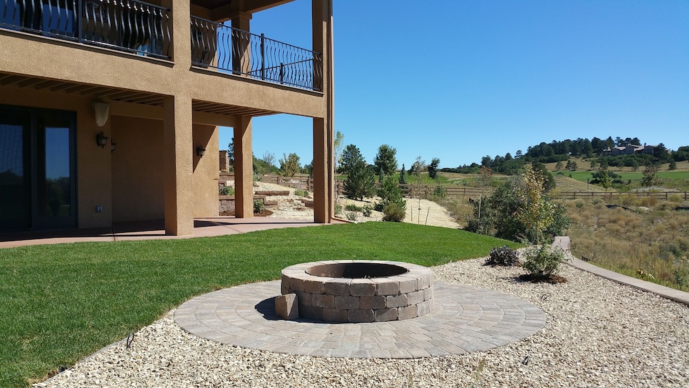 Chateau du Pikes Peak, a Tuscany Retreat 36/43