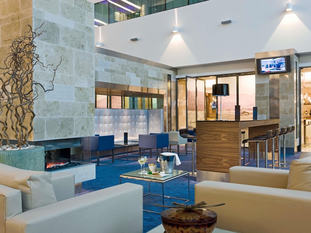 Sofitel London Heathrow 31/50