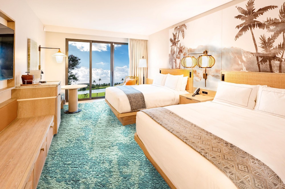 Room, 2 Queen Beds, Lagoon View، Hale Hokuala Kauai, Curio Collection By Hilton 4/5
