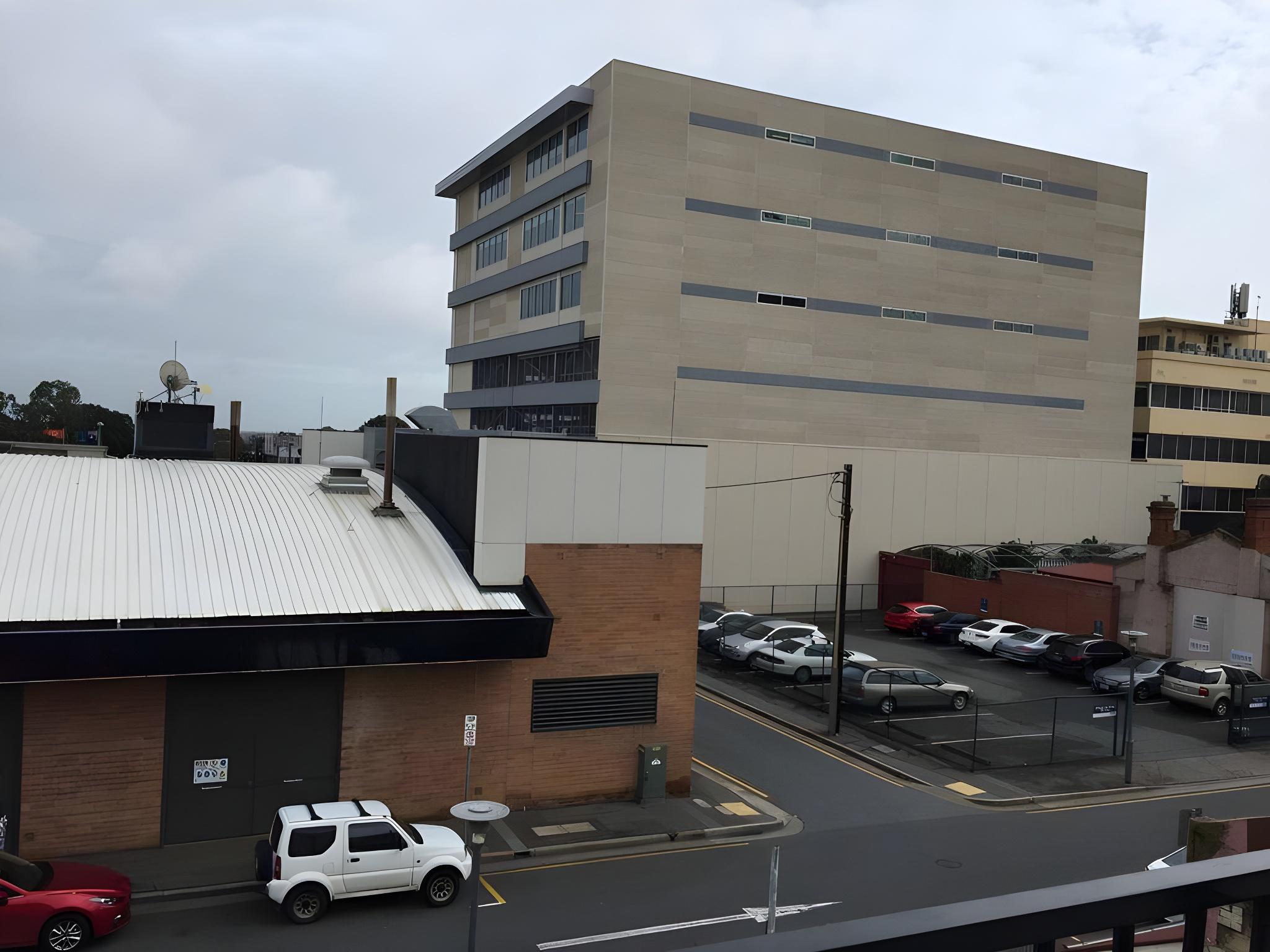 Adelaide Motel Backpackers 21/24