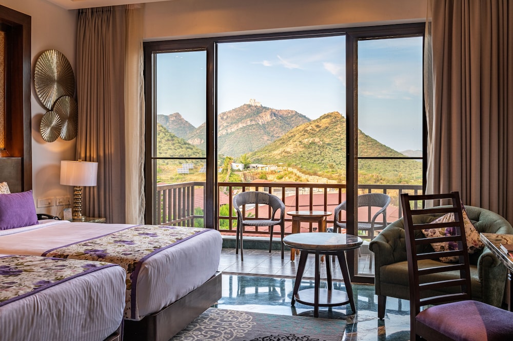 Wooden, Jungle, Cottage, King Bed، The Ananta Udaipur 4/6