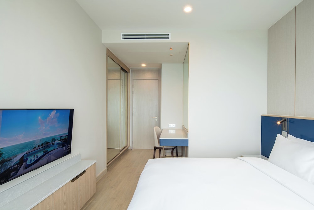 S. Sriracha Hotel and Residence 9/50