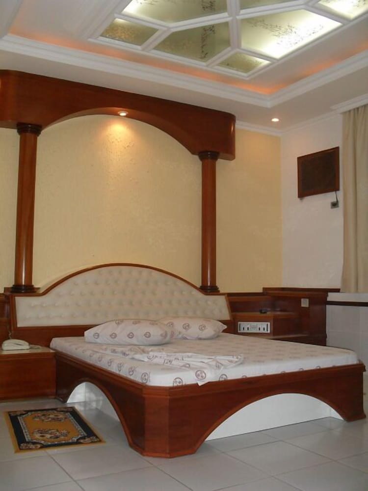 North Palace Hotel 15/37