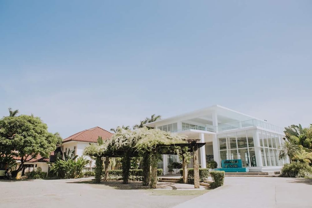 Chateau By The Sea 5/67