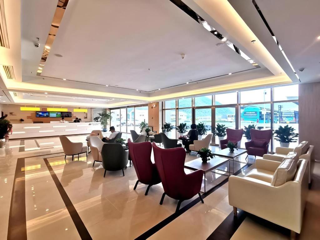 GreenTree Inn Guiyang Wudang District High-speed Railway East Station 28/43