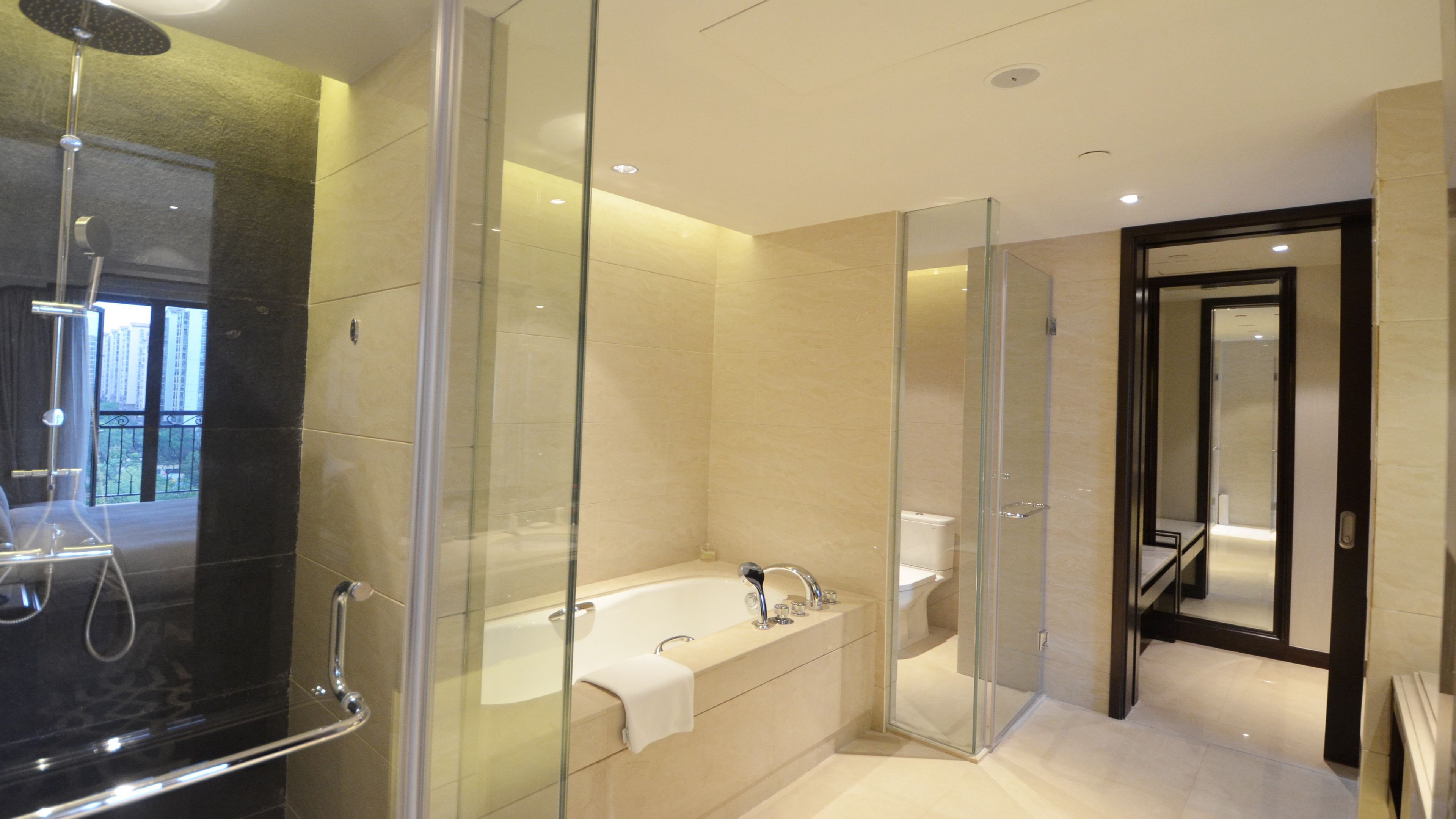 Holiday Inn Guangzhou Airport Zone 70/70