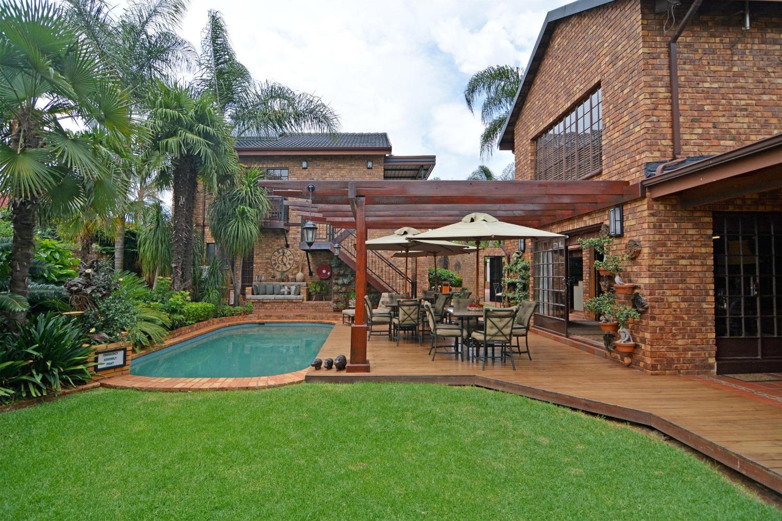 Africa House Guest House 16/23