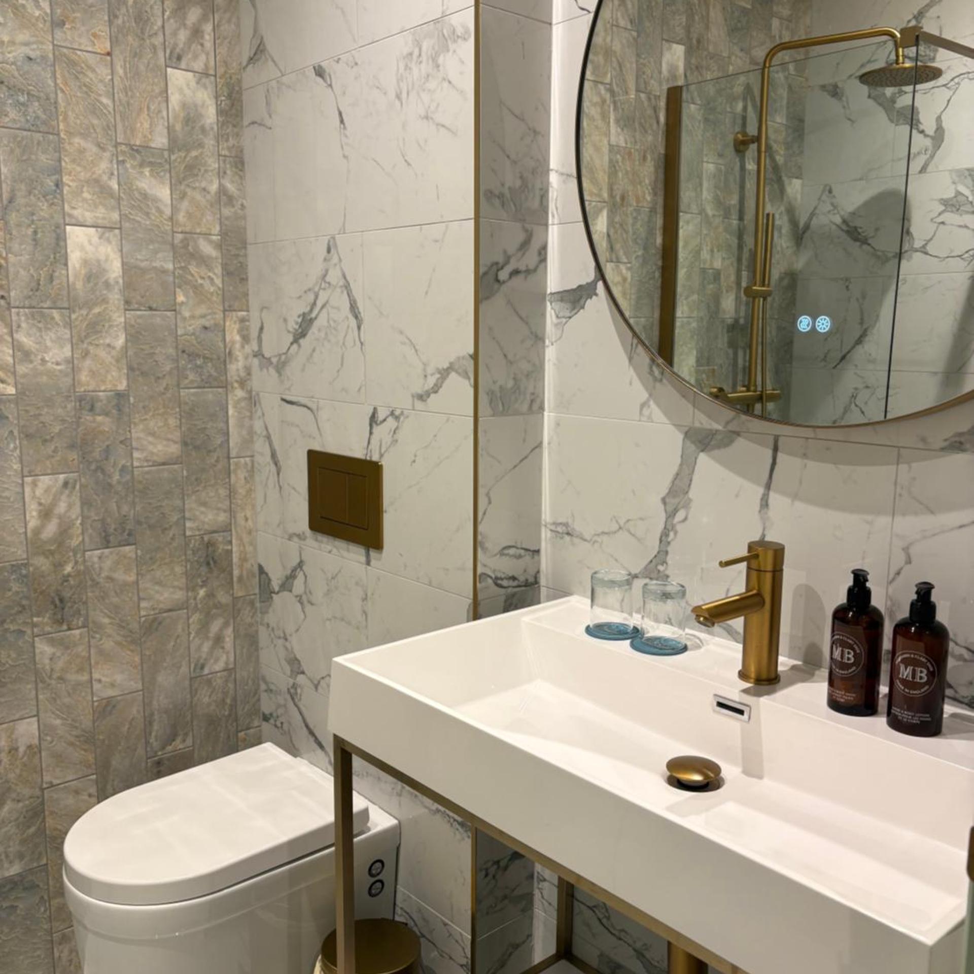 Crown Suite